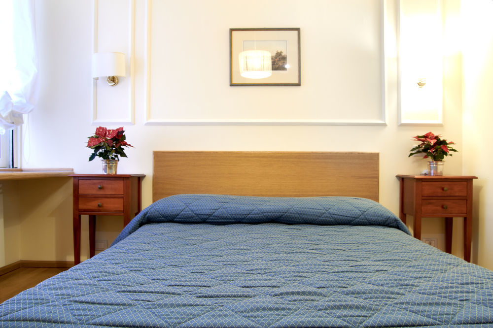 Frühstückspension Domus Cavour 3*